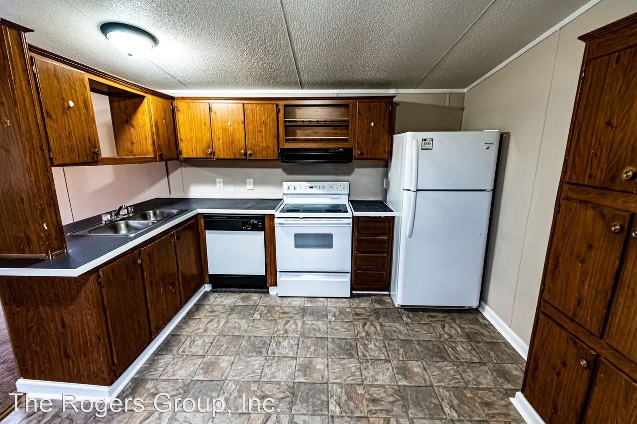 134 Woodway Dr - Photo 2 of 9