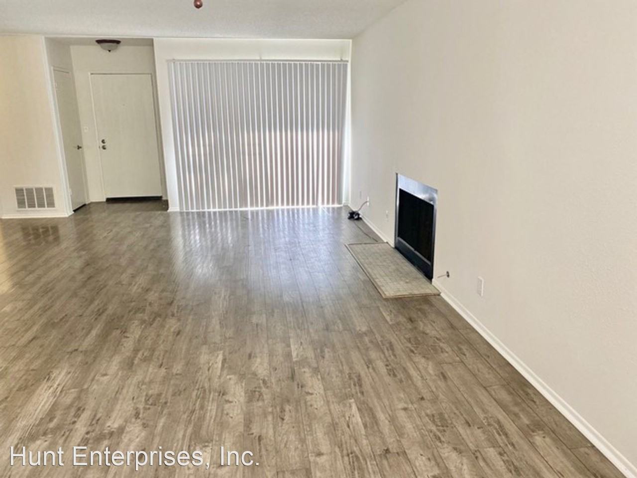 EUCLID ESTATES CONDOS 2032-2162 EUCLID CIRCLE - Photo 2 of 15