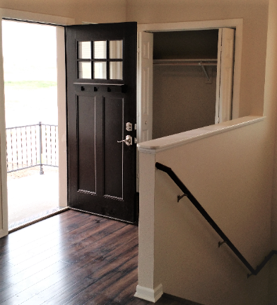 13719 Karen St - Photo 3 of 7