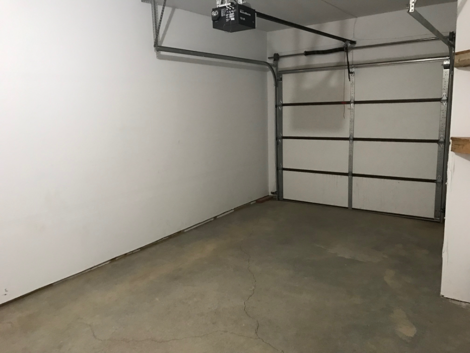 5805 Victoria Ave #H - Photo 2 of 7