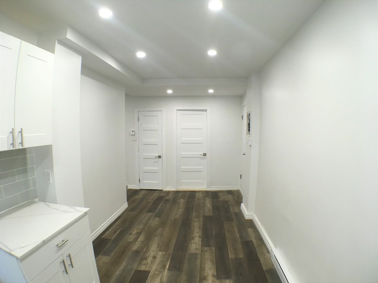 2740 Ch De Bedford - Photo 3 of 11