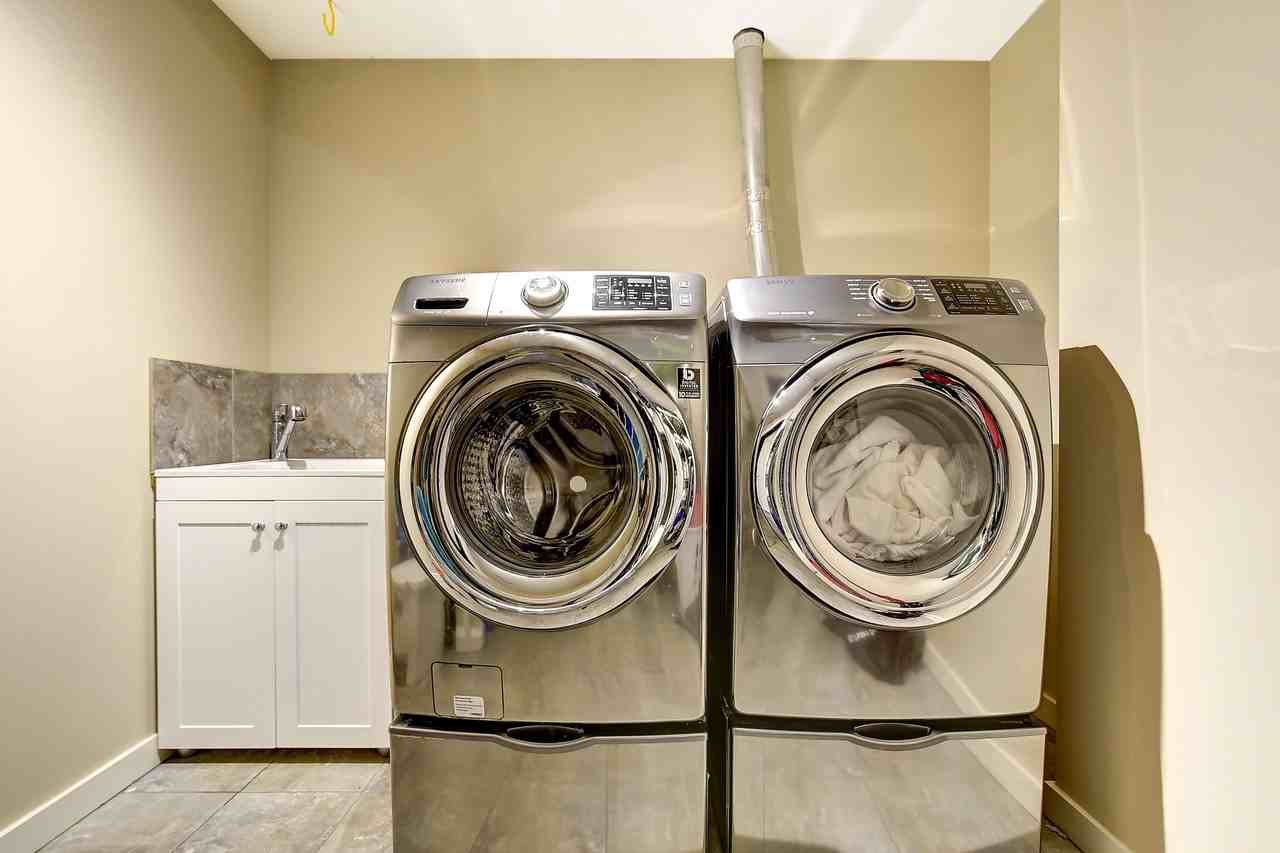 886 Stevenson Road - Photo 7 of 20