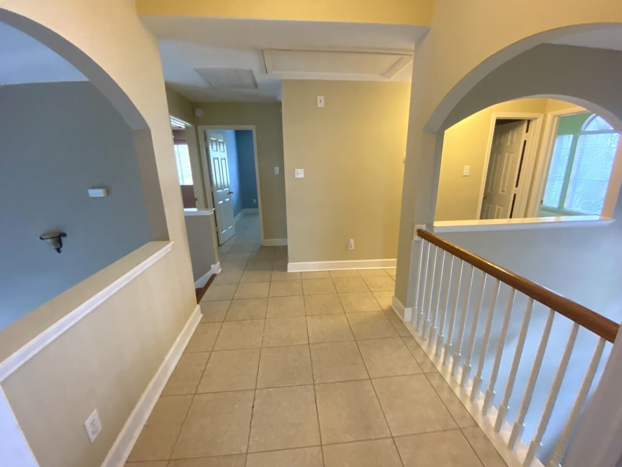 16902 Sandy Reef Ct - Photo 2 of 10