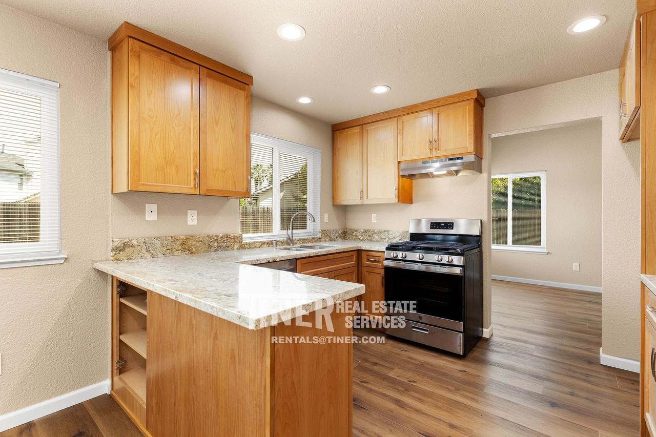 20 Windance Ct - Photo 3 of 28