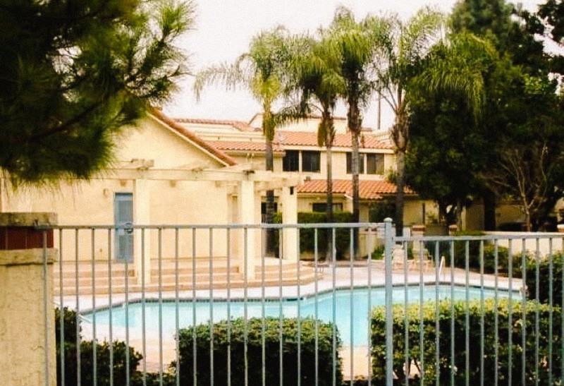 8167 Vineyard Avenue - Photo 6 of 50