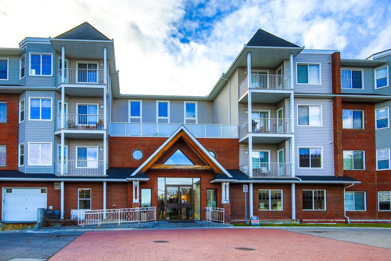 112, 8 Prestwick Pond Terrace SE 8 Prestwick Pond Terr Se, Calgary, AB T2Z 4P3 Apartment for