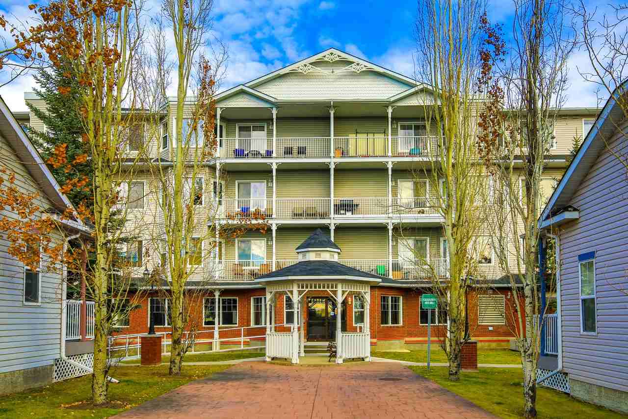 112, 8 Prestwick Pond Terrace SE - Photo 2 of 26