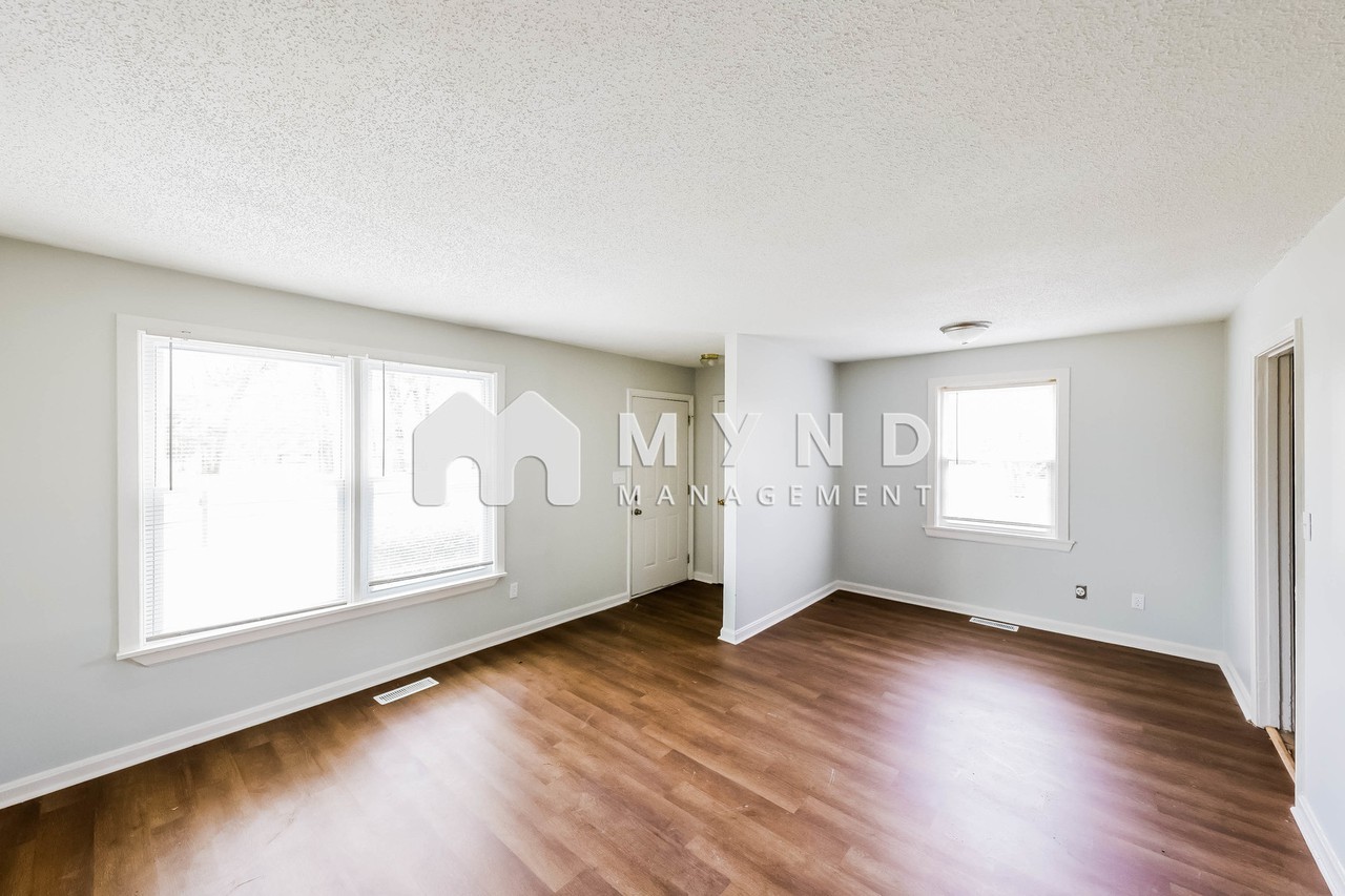 3216 Wesley Ave Sw - Photo 3 of 16