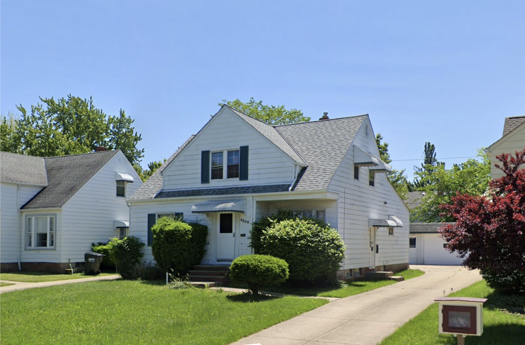 4226 Bexley Blvd - Photo 2 of 3