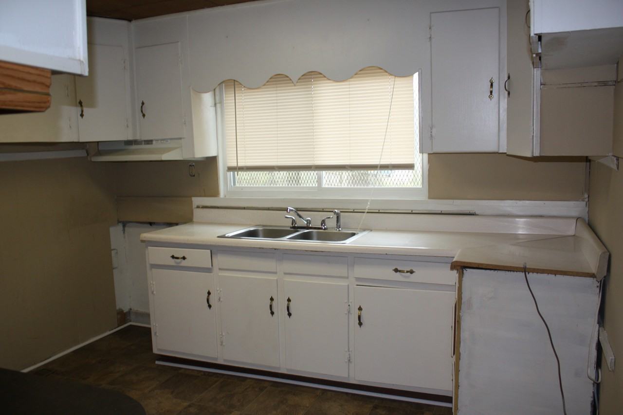 4507 14th Ave - Photo 3 of 5