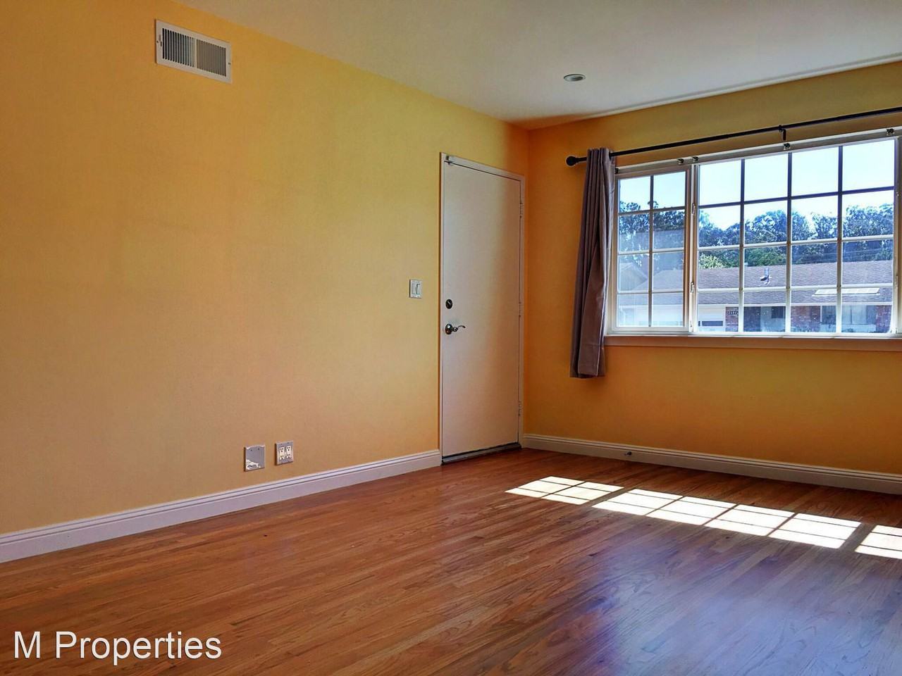 2695 Shannon Dr - Photo 3 of 21