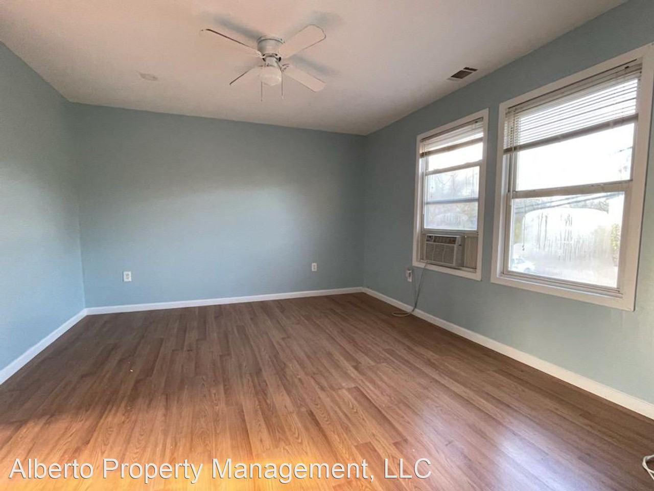 140 Main St.﻿ - Photo 2 of 9