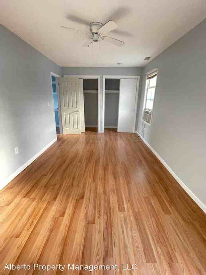 140 Main St.﻿ - Photo 3 of 9