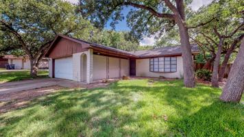 featured image of 1418 Magnolia Dr