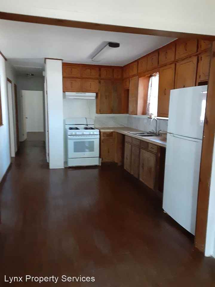 7800 Jacksboro Hwy - Photo 3 of 5