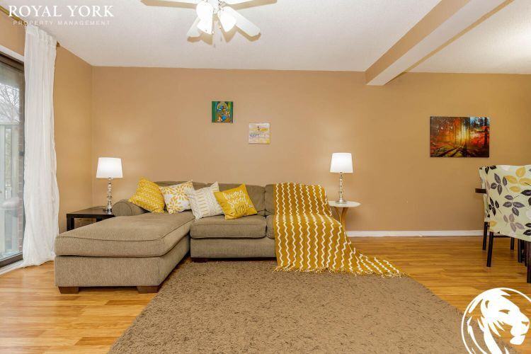 56 Edgewater Dr - Photo 3 of 18