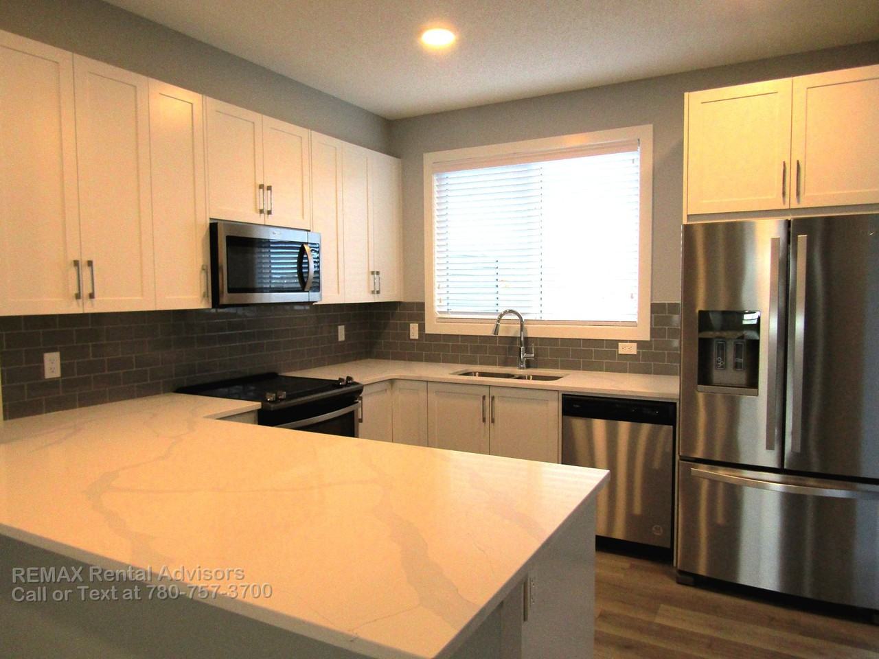 225 Belmont Heath Sw - Photo 2 of 18