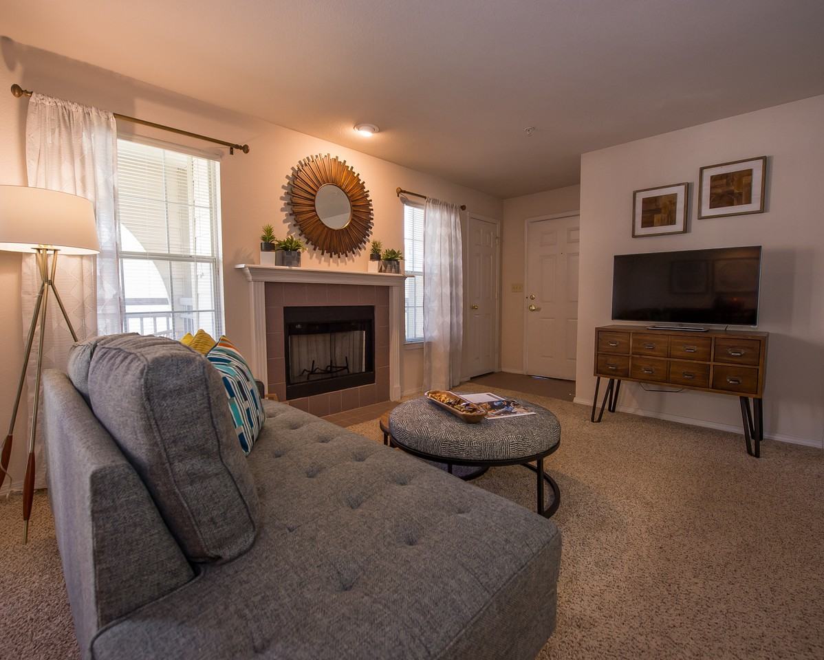 Newport Wichita Apts. - Photo 7 of 9