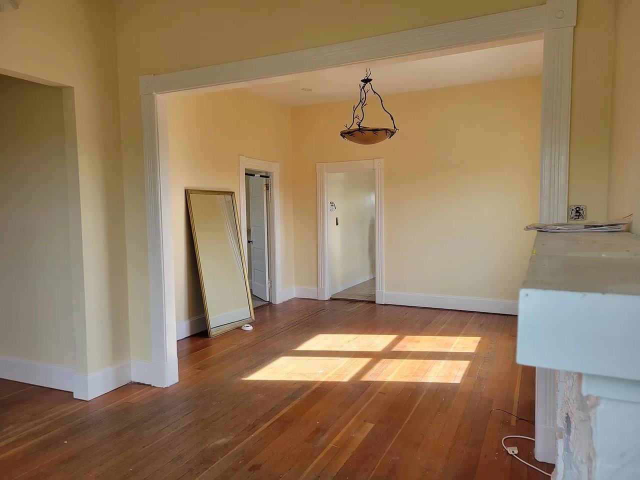 3316 Laguna Way #A - Photo 3 of 11