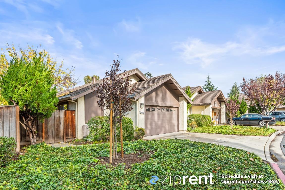 2614 Mabury Sq - Photo 2 of 20