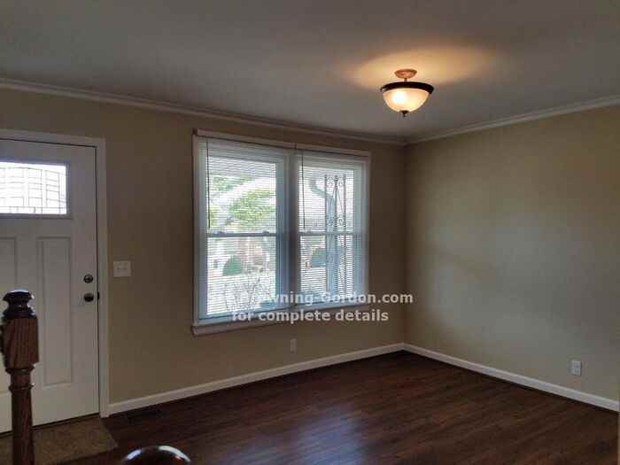 4739 Trenton Dr - Photo 3 of 16