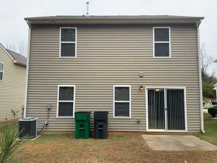 7043 Haines Mill Rd - Photo 2 of 14