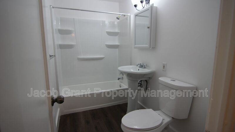 126 Toponce Dr #126 - Photo 5 of 12