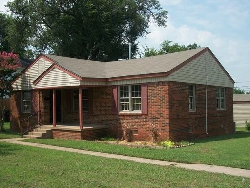 601 NW 50th St - Photo 2 of 17