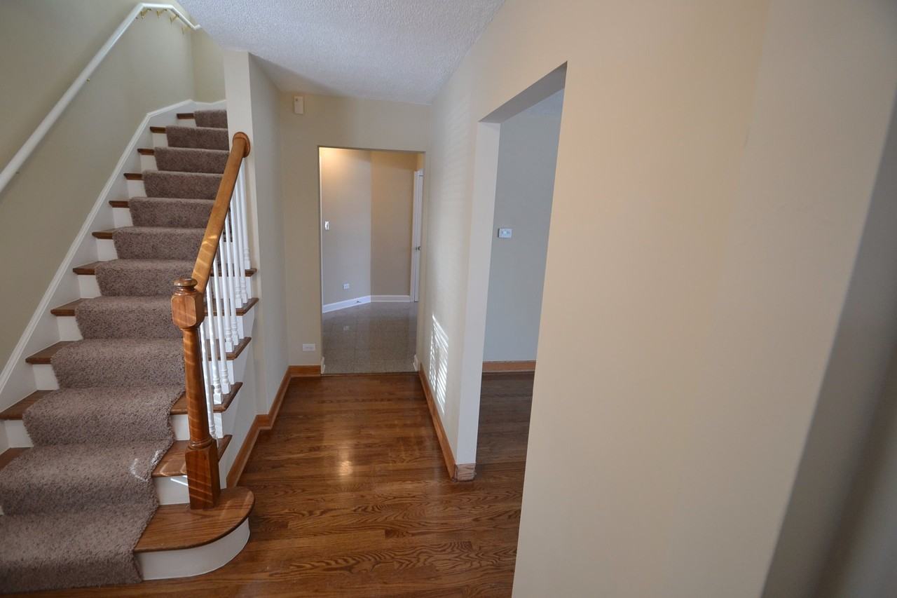 7900 W Metropole St - Photo 2 of 8