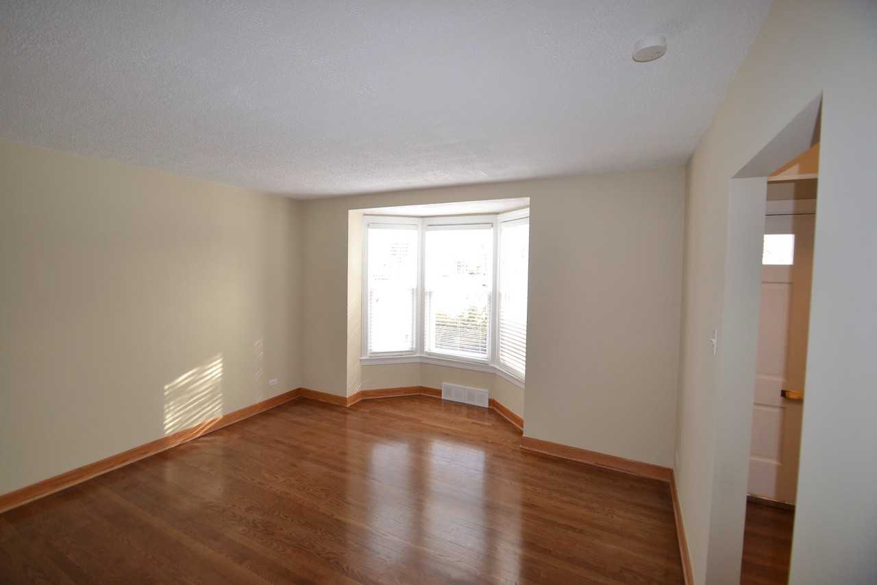 7900 W Metropole St - Photo 3 of 8