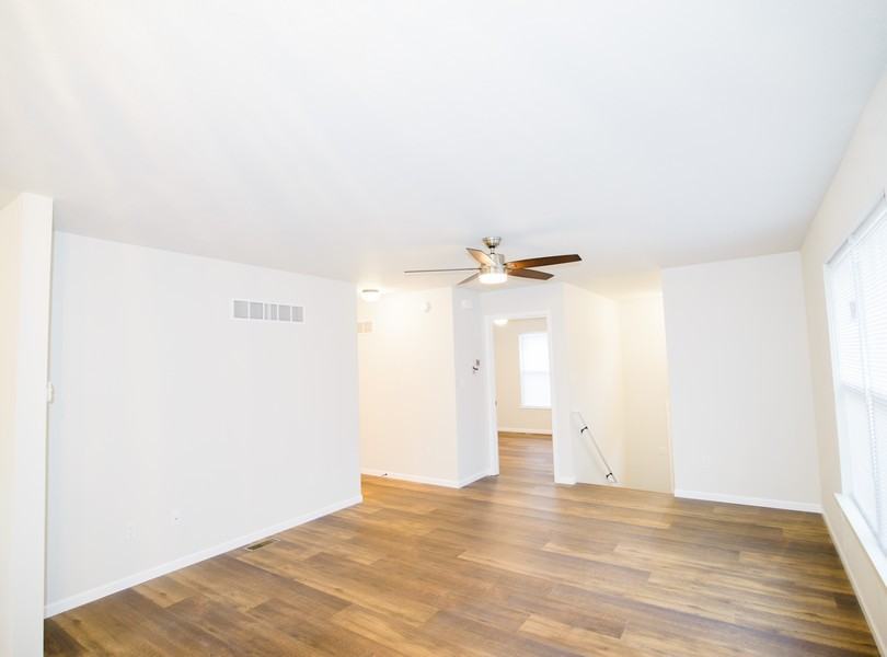 5406 Deer Valley Dr #D - Photo 3 of 10
