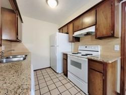 159 Barrett Pl #1 - Photo 4 of 16