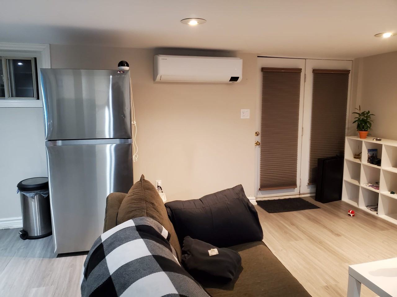 111 Glen Albert Drive - Photo 4 of 9