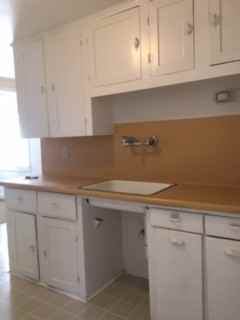 319 1/2 N School St #1 - Photo 3 of 15