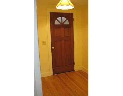 18 Weatherbee Ln #18 - Photo 2 of 13