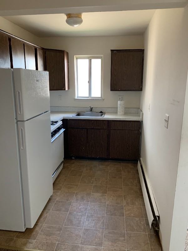 25635 Lawn St - Photo 3 of 3