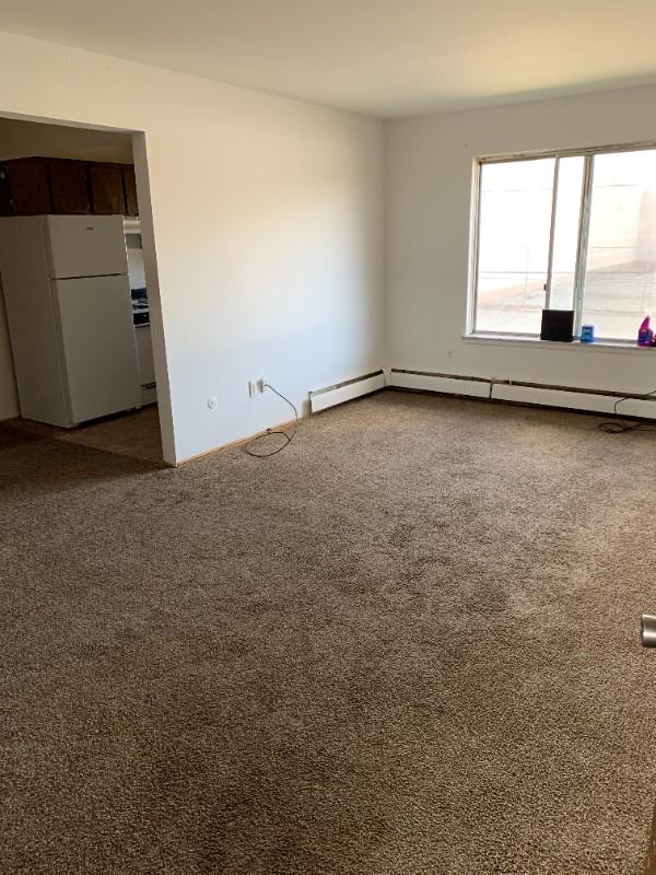 25635 Lawn St - Photo 2 of 3