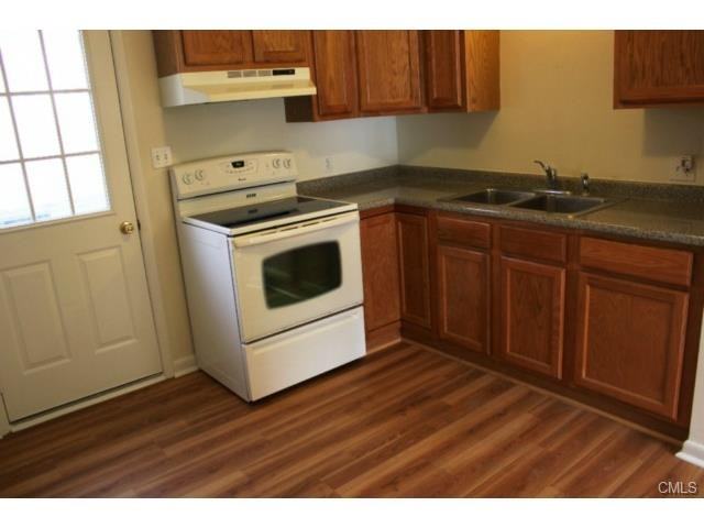 78 Obtuse Hill Rd - Photo 2 of 7