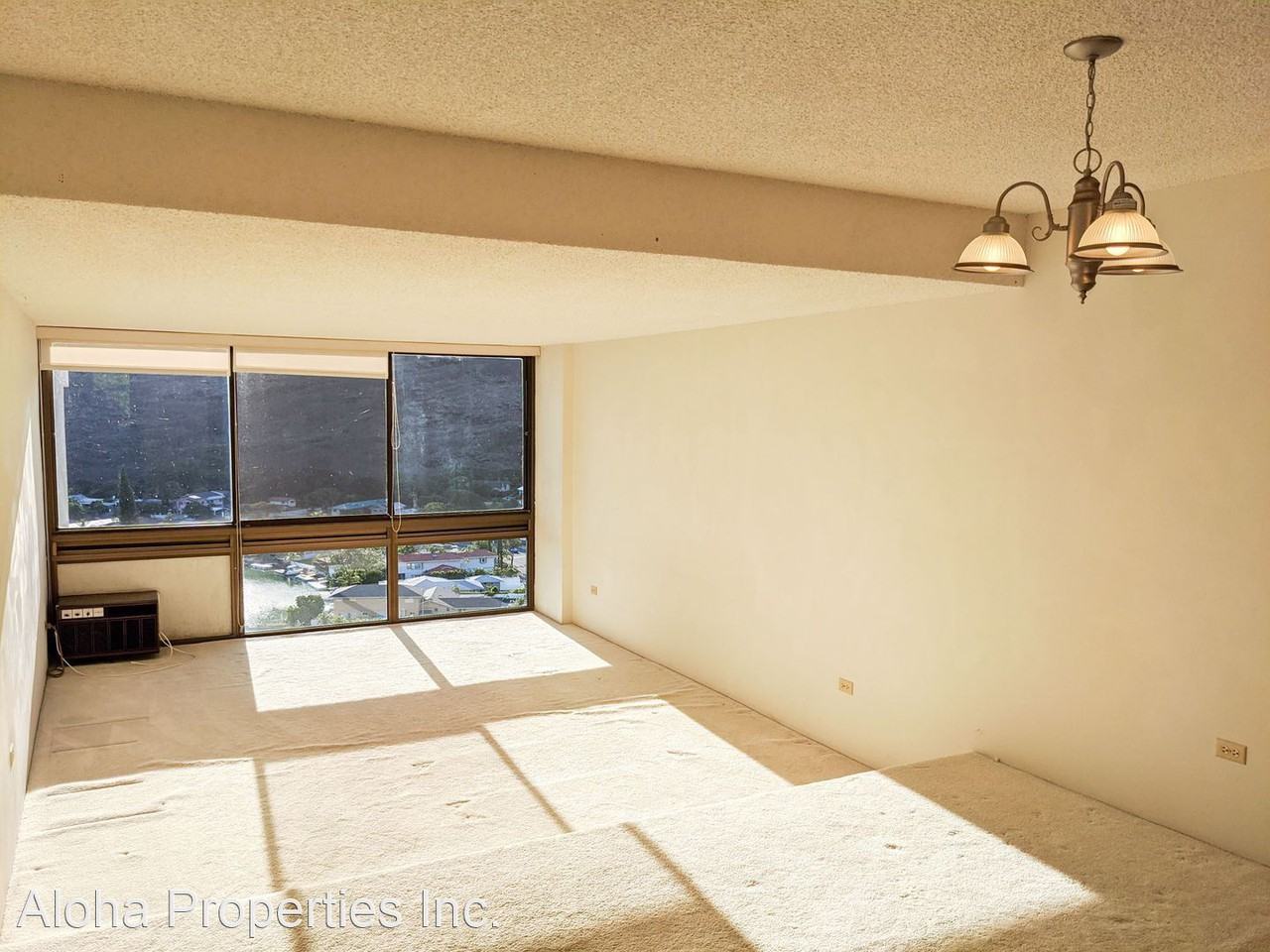 501 501 Hahaione St. 1-17G East Tower - Photo 2 of 13