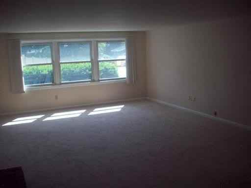 134 Princeton Rd - Photo 3 of 6