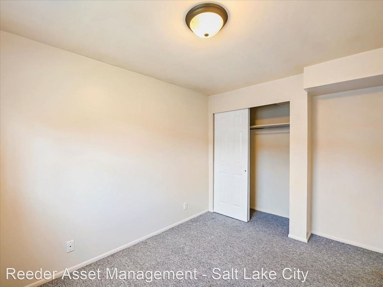 1049 Crandall AVE - Photo 3 of 21