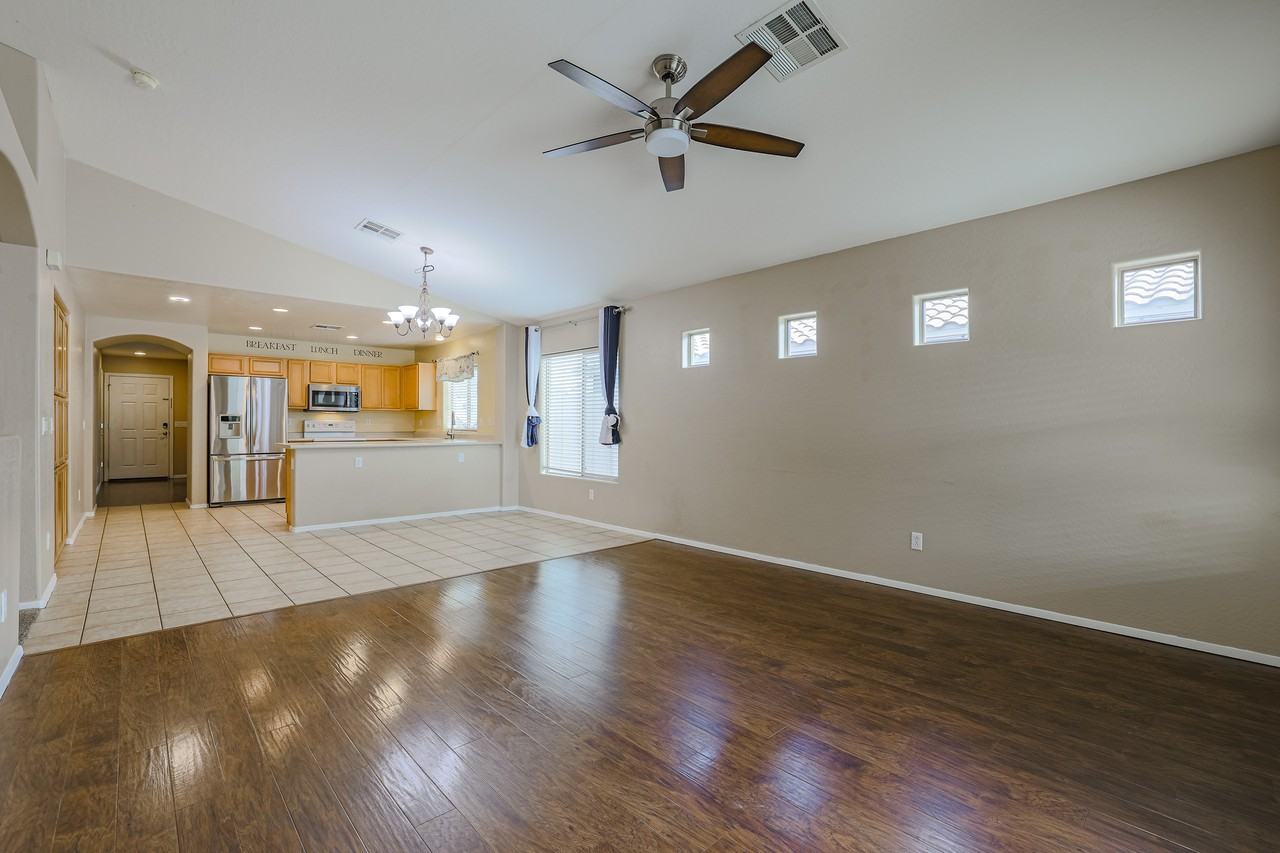 3461 E Phelps St - Photo 4 of 36