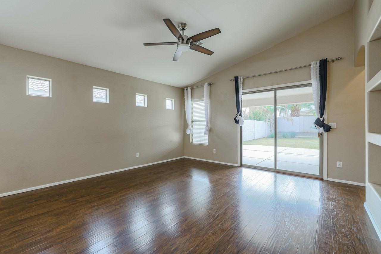 3461 E Phelps St - Photo 7 of 36