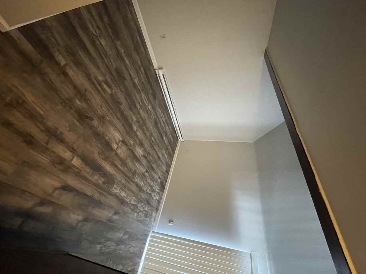 517 1St Ave E - Photo 2 of 7