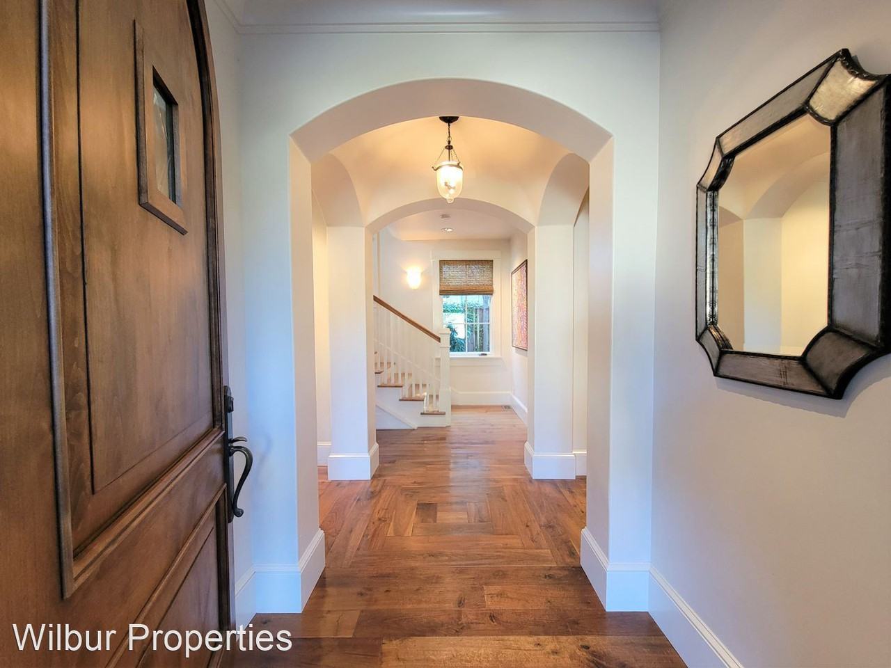 552 Kellogg Ave - Photo 2 of 43