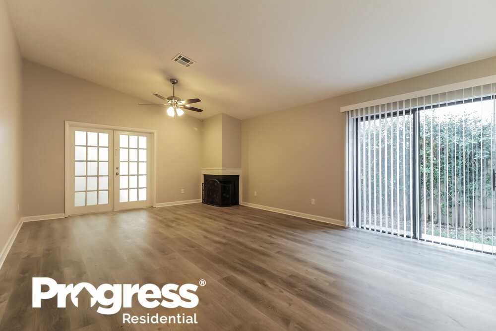 1288 Bridlebrook Dr - Photo 3 of 16