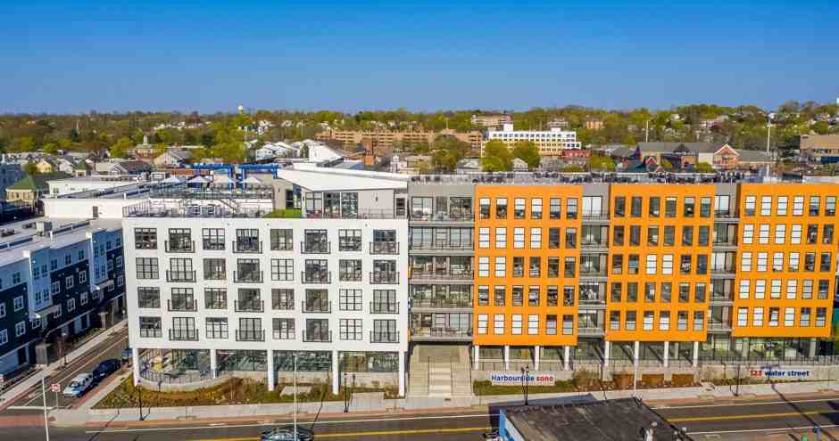 Harbourside SoNo - Photo 7 of 46