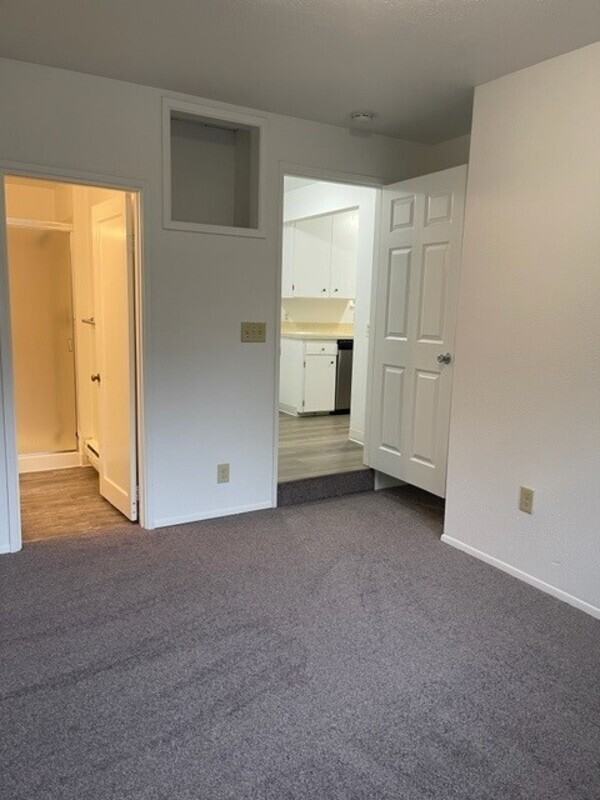 4530 151st Ave Se - Photo 5 of 20