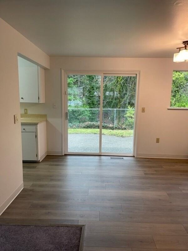 4530 151st Ave Se - Photo 7 of 20