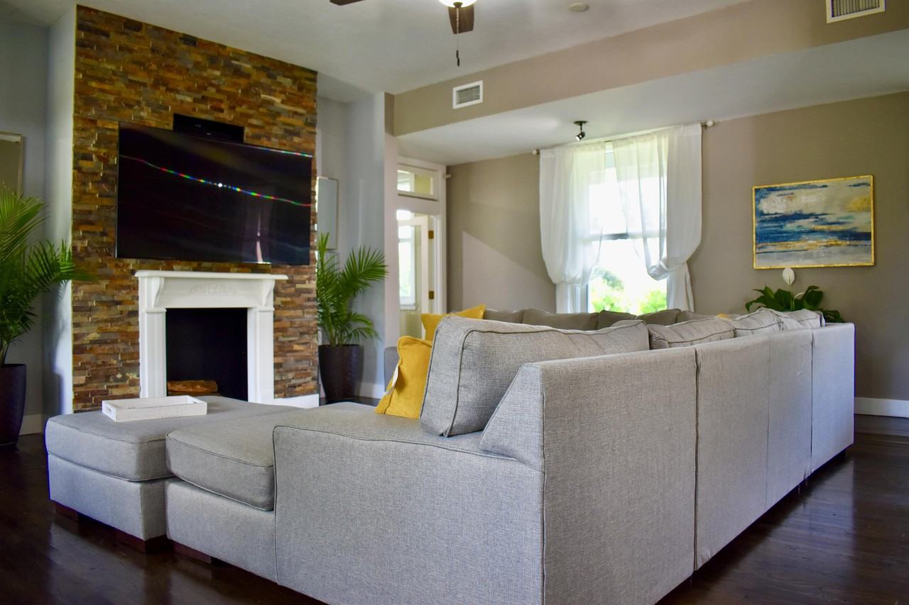 2430 Southwest 130th Avenue #1 - Photo 3 of 45